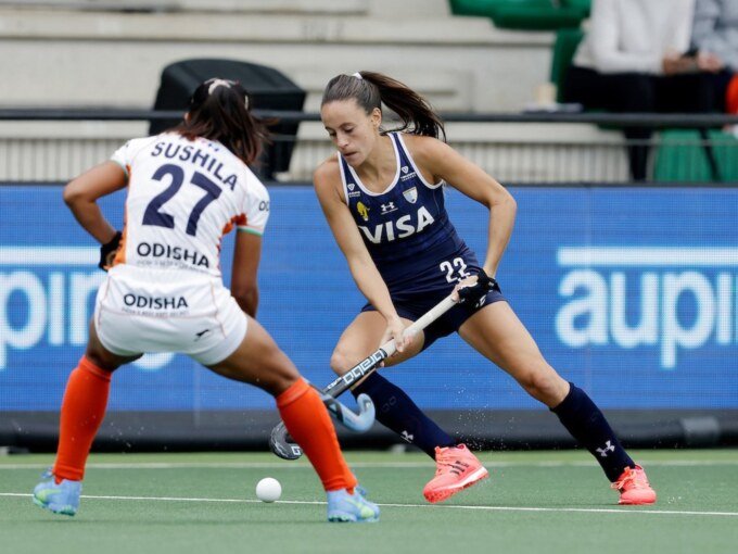 Eugenia Trinchinetti Las Leonas HD