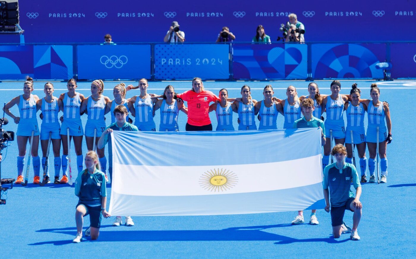 VAMOS LEONAS