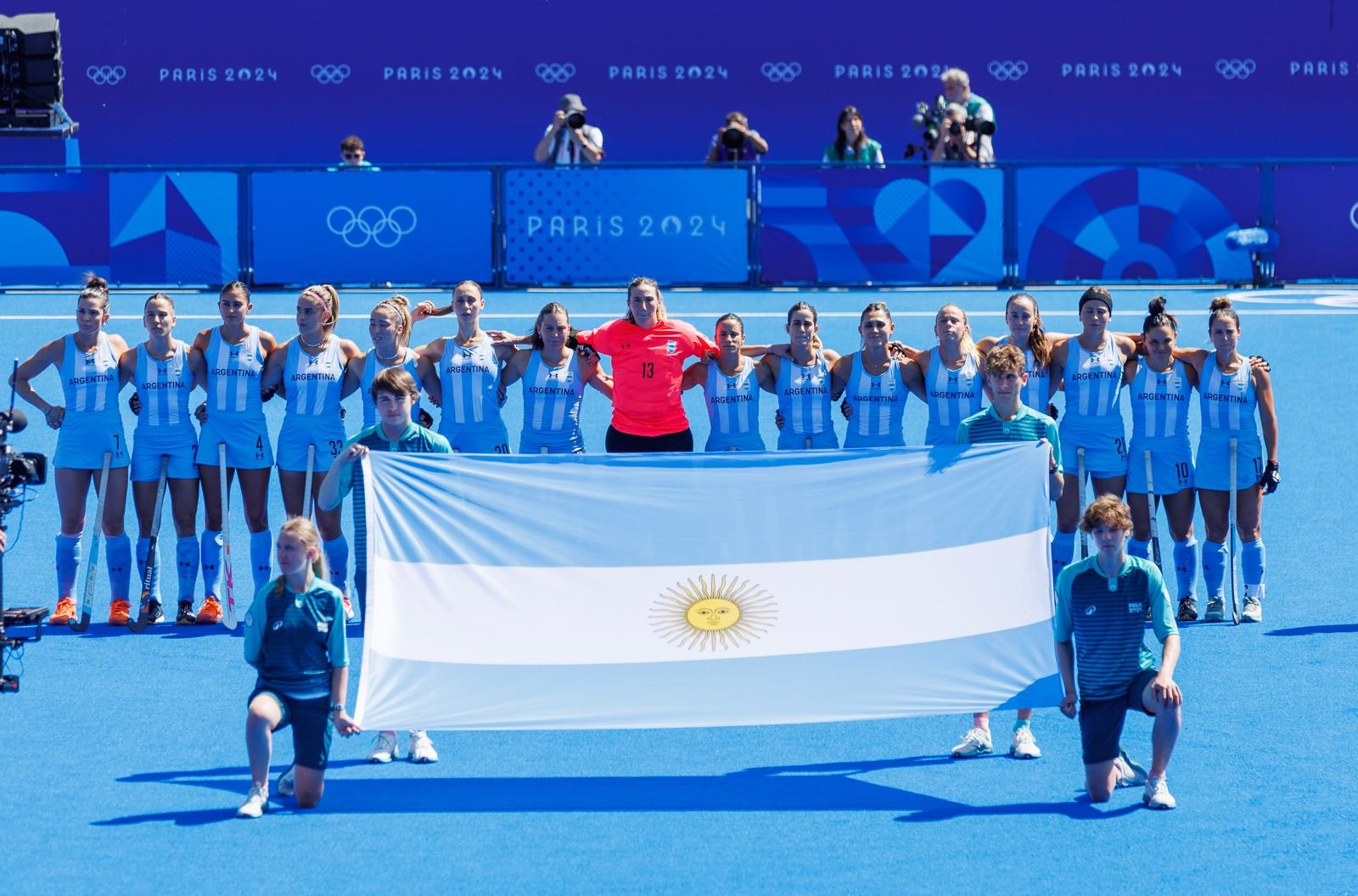 VAMOS LEONAS